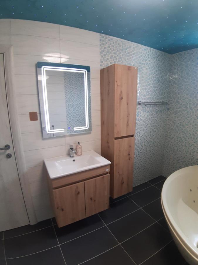 Apartments Teodora Virpazar Ngoại thất bức ảnh