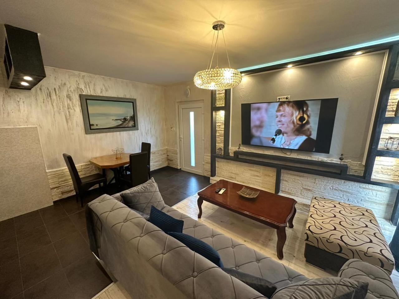 Apartments Teodora Virpazar Ngoại thất bức ảnh